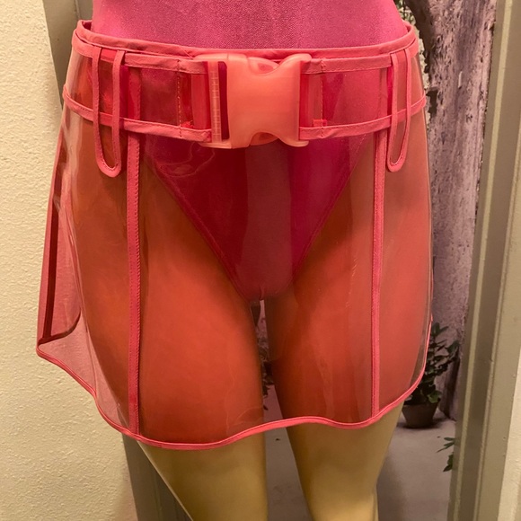 90's Barbie-core transparent PVC Mini pink buckle Skirt size M - Picture 2 of 11